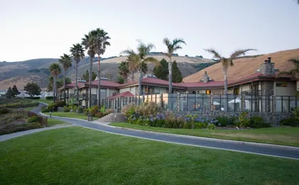 Inn At The Cove