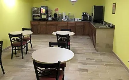 Circle S Motel