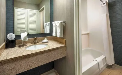 Courtyard by Marriott Indianapolis at the Capitol