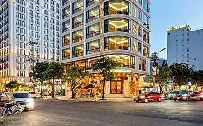 Monalisa Luxury Hotel
