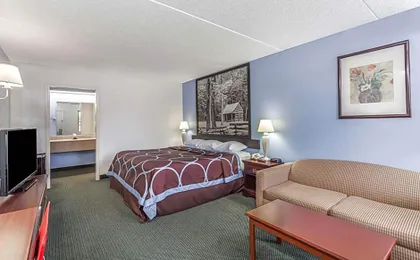 Super 8 by Wyndham Kingston