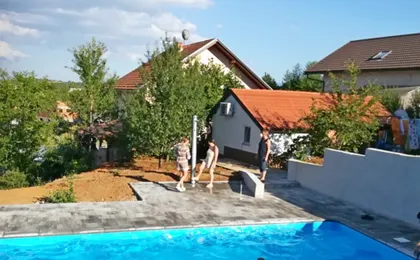 Apartments & rooms Kristic