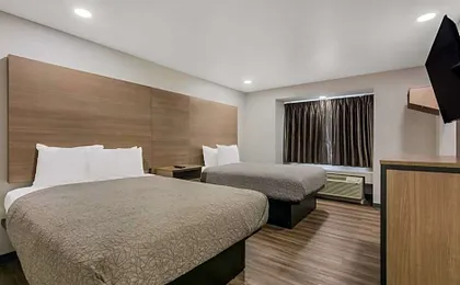 Americas Best Value Inn and Suites Lake Charles at I-210 Exit 5