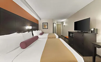 Best Western Plus Toronto North York Hotel & Suites