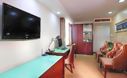 New World Hotel