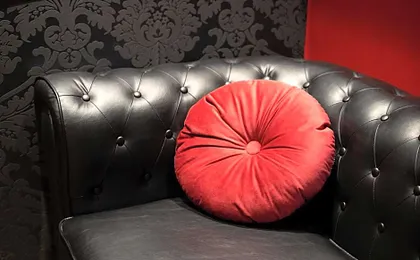 Capsule Secret - Jacuzzi - Netflix & Home cinéma - Jeux de couple - Barre de pole dance