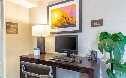 Comfort Inn South Tulsa - Woodland Hills