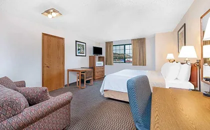 Days Inn by Wyndham West Rapid City