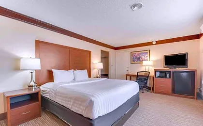 Best Western Movie Manor