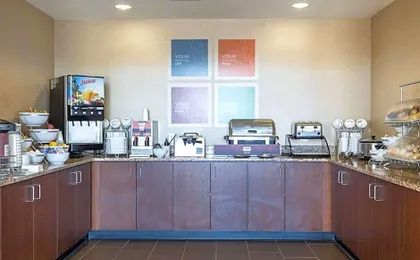 Comfort Inn & Suites Watford City