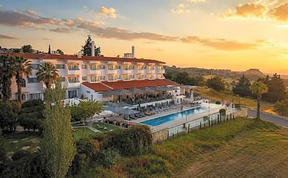 Droushia Heights Hotel