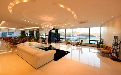 Geoje Artnouveau Suite Hotel