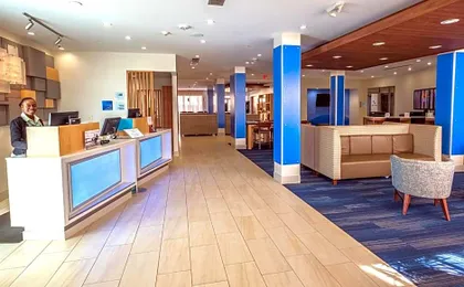 Holiday Inn Express & Suites Commerce By IHG