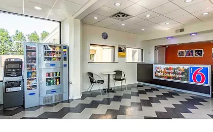 Motel 6 Elizabeth NJ Newark Liberty Intl Airport