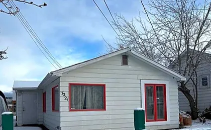 Entire House and Home in Whitehorse Downtown