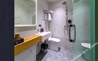 Moli Hotel (Guangzhou Yongqingfang Zhongshan 8th Road Subway Station)