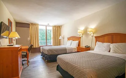 OYO hotel Greensboro east I 40