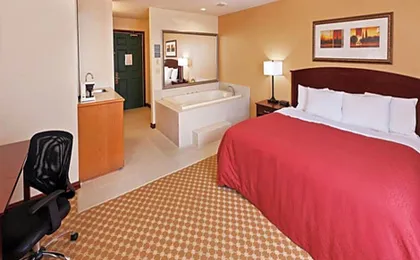 Country Inn & Suites by Radisson, Tulsa, OK