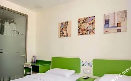 99 Optimal Hotel (Baotou Donghe East Railway Station)