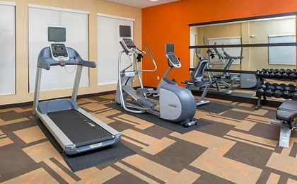 Courtyard by Marriott Bismarck North