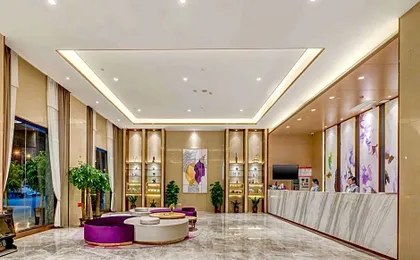 Lavande Hotel Lushan Wuzhou International Business Trade City