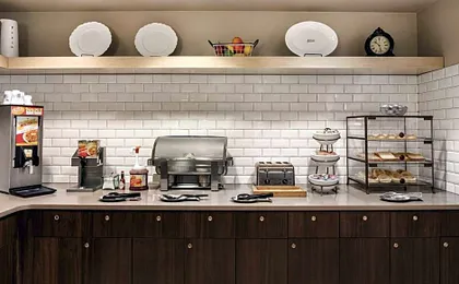 Country Inn & Suites by Radisson, Green Bay East, WI