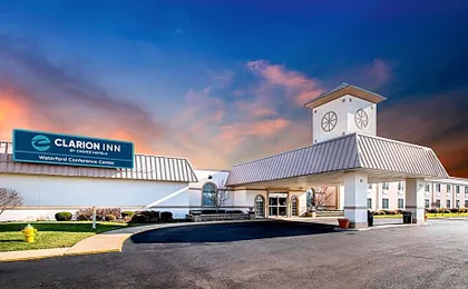 Clarion Inn Elmhurst - Oak Brook Near I-88, I-290, I-294