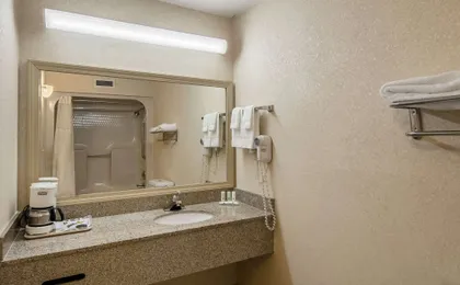 Quality Inn Oakwood - Gainesville