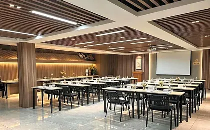 Starway Hotel Fuxin Jiefang Square