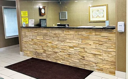 Super 8 by Wyndham South Bend