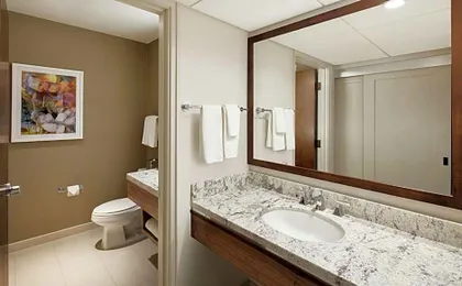 DoubleTree By Hilton Hotel Ontario Airport