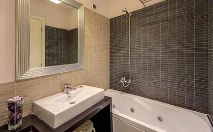 939 Hotel