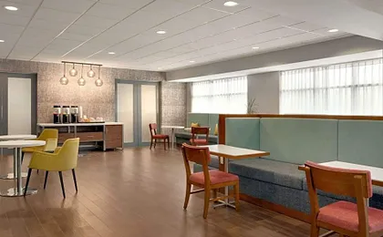 Hampton Inn St. Louis-Columbia