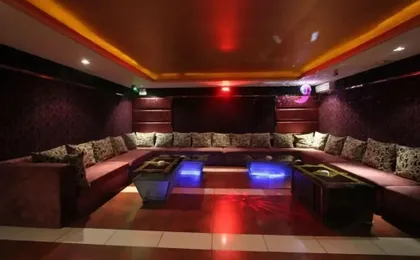 Xinjia Yuquan Hot Spring Hotel