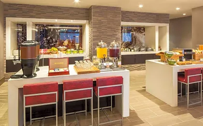 DoubleTree By Hilton Hotel Largo/Washington DC