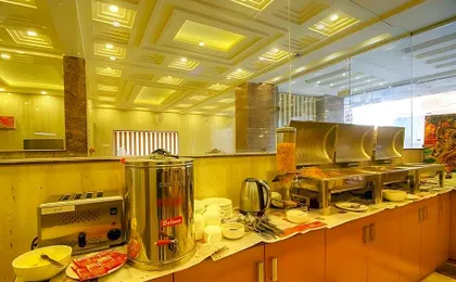 Hotel Viva Palace By OPO