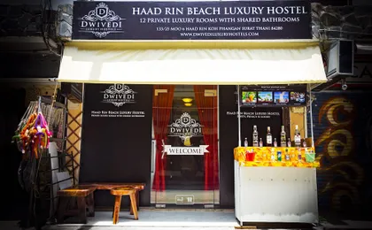 Haad Rin Beach Luxury Hostel