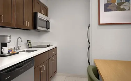 Homewood Suites By Hilton Mobile I-65/Airport Blvd
