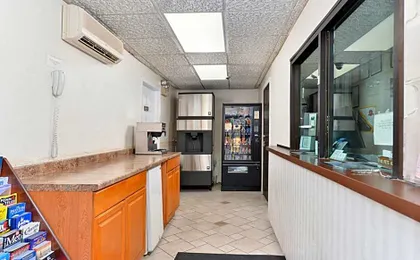 Americas Best Value Inn - Port Jefferson Station Long Island