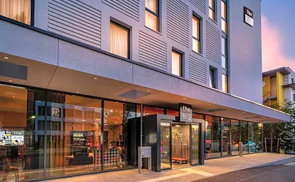 Holiday Inn - the niu, Fury Aschheim by IHG