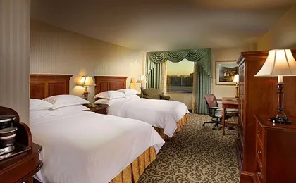 DoubleTree by Hilton Lisle Naperville