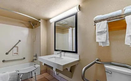Super 8 by Wyndham Acworth/Atlanta Area