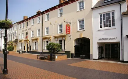 THE RED LION HOTEL