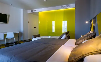Hotel Macia Sevilla Kubb
