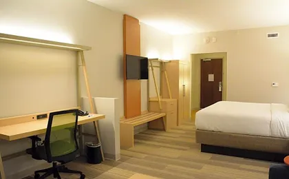 Holiday Inn Express & Suites Lexington Park California By IHG