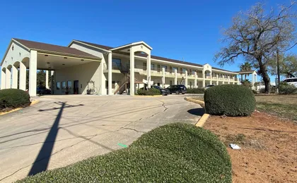 SureStay by Best Western Floresville