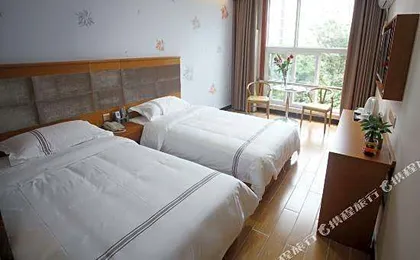 Yiju Hotel(Beijing Yuegezhuang Bridge Shop)