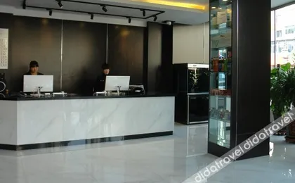 Super 8 Hotel (Liaoyuan Railway Station Xining Road)