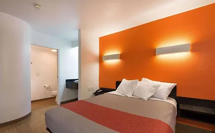 Motel 6-Dallas, TX - Northeast