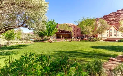 Aarchway Inn